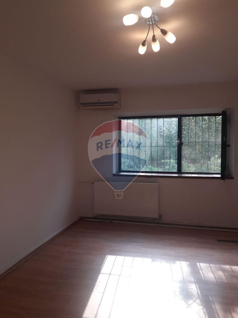 Apartment 2 Rooms For Sale Prahova Ploiesti Carol Davila Rmx49030 Re Max Romania